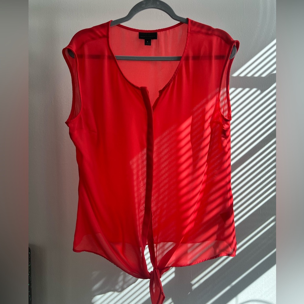 Like New Worthington Hot Pink sheer button front blouse